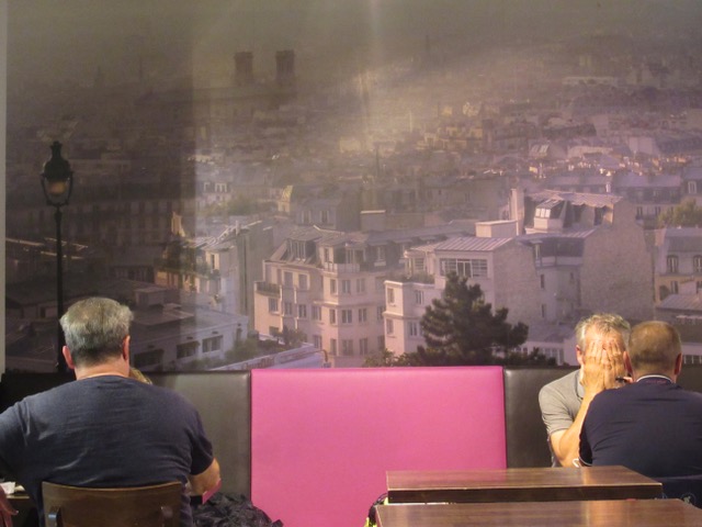 PAris is hot