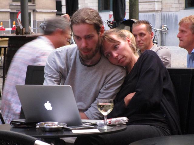 Intimiteit met notebook.