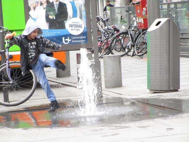 Kinderen en wAter, Altijd pret.