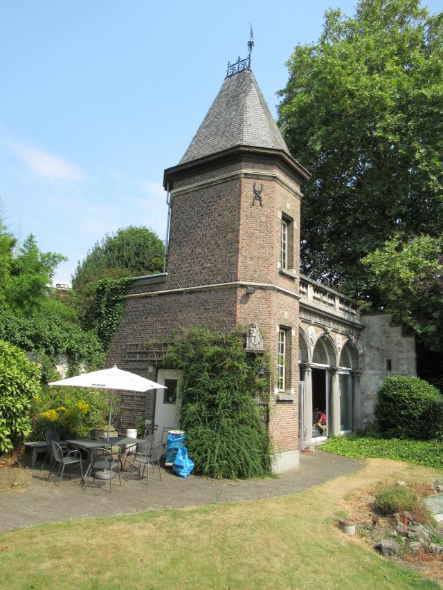 Onbekend pAreltje in A.