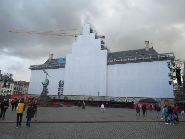 BlAnco stAdhuis.