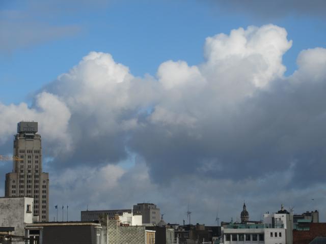 De kuswolk.