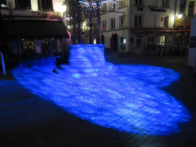 BlAuwput.